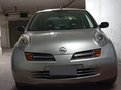 Usata Nissan Micra 65 CV (47 kW) 2004 Grigio Utilitaria