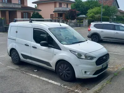 Usata Ford Tourneo 101 CV (74 kW) 2019 Bianco Furgone