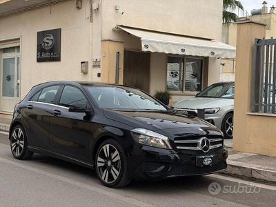 Usata Mercedes A160 90 CV (66 kW) 2015 Nero Berlina