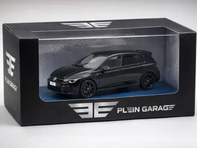 Usata VW Golf VIII R 435 CV (319 kW) 2022 Nero Berlina