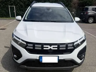 Usata Dacia Jogger 101 CV (74 kW) 2023 Bianco Monovolume
