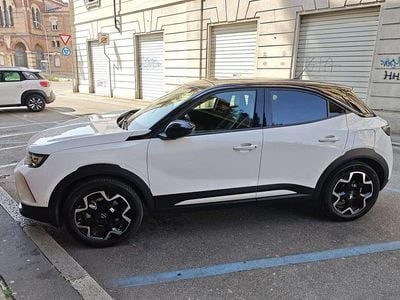 Begagnad Opel Mokka-e Ultimate 114 kW (156 HK) 2022 Vit SUV