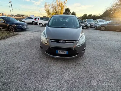 Occasion Ford C-MAX Titanium 115 ch (84 kW) 2012 Marron Monospace