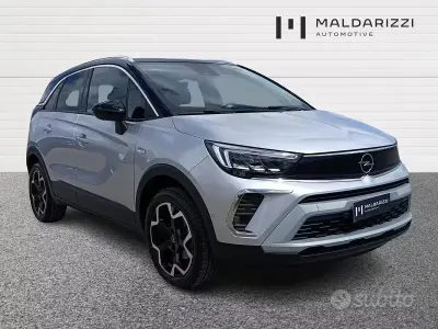 Usata Opel Crossland X Ultimate 110 CV (80 kW) 2023 Grigio SUV