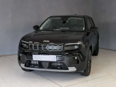 Usata Jeep Avenger Summit 110 CV (80 kW) 2025 Nero SUV