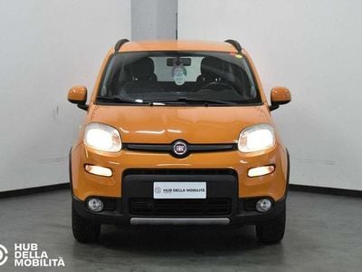 Usata Fiat Panda 4x4 S 84 CV (61 kW) 2017 Arancione Utilitaria