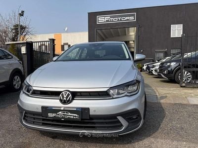 Usata VW Polo Style 95 CV (69 kW) 2022 Argento Utilitaria