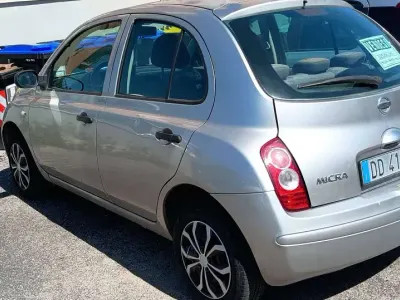 Usata Nissan Micra 80 CV (58 kW) 2006 Argento Berlina