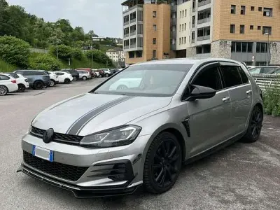Usata VW Golf VII Highline 150 CV (110 kW) 2017 Berlina