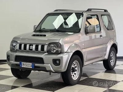 Grigio Usata 2017 Suzuki Jimny SUV | 21.500 € (Molto cara)