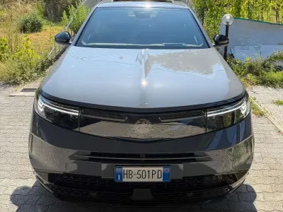 Usata Opel Grandland X Edition 150 CV (110 kW) 2026 Grigio SUV