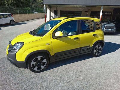 Nuova Fiat Panda Cross Cross 69 CV (50 kW) 2026 Giallo pastello Utilitaria