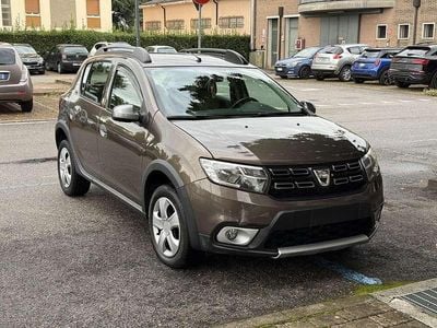 Usata 2017 Dacia Sandero Stepway Berlina | 9800 € (Buon prezzo)