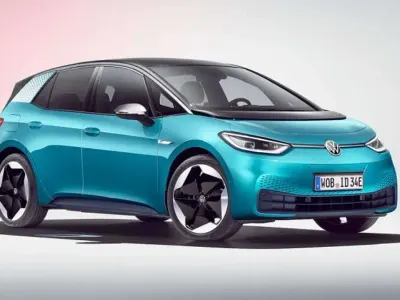 Usata VW ID.3 Pure 69 kW (95 CV) 2024 Argento Utilitaria