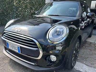 Occasion Mini Cooper D 116 ch (85 kW) 2018 Noir Citadine