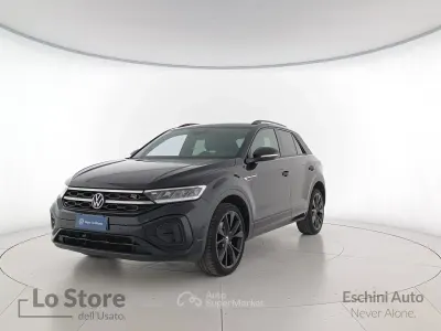 Usata VW T-Roc R-line 110 CV (80 kW) 2023 Deep black perlato SUV