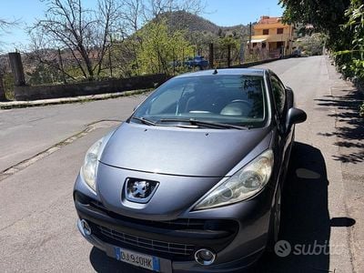 Usata Peugeot 207 CC 112 CV (82 kW) 2007 Cabrio