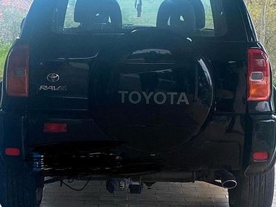 Begagnad Toyota RAV4 150 HK (110 kW) 2002 Svart SUV