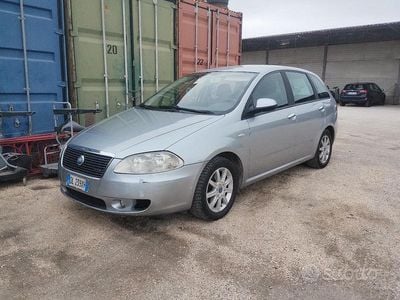 Grigio Usata 2007 Fiat Croma Station wagon | 850 € (Super prezzo)