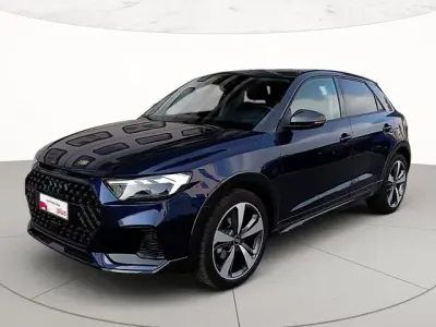 Usata Audi A1 Ambiente 116 CV (85 kW) 2025 Blu navarra metallizzato grigio manhatta SUV