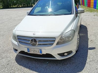 Usata Mercedes B180 2011 Bianco Monovolume