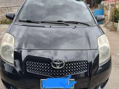 Usata Toyota Yaris 65 CV (47 kW) 2007 Utilitaria