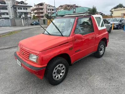 Usata Suzuki Vitara 80 CV (58 kW) 1993 Rosso Cabrio