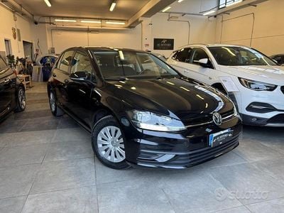 Usata VW Golf Trendline 90 CV (66 kW) 2017 Nero Berlina