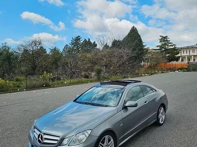 Usata Mercedes E250 Avantgarde 204 CV (150 kW) 2010 Grigio Coupé