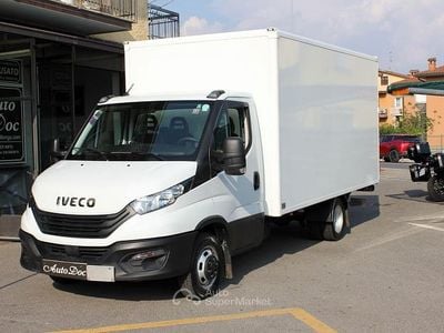 Occasion Iveco Daily 155 ch (114 kW) 2024 Blanc Monospace