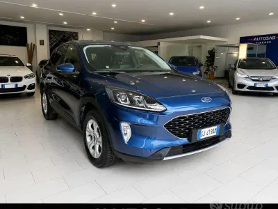 Usata Ford Kuga 152 CV (111 kW) 2022 Blu SUV