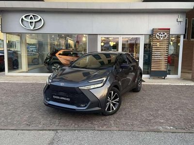 Usata Toyota C-HR Trend 140 CV (102 kW) 2024 Grigio SUV