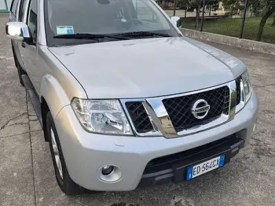 Usata Nissan Navara 231 CV (169 kW) 2010 Pick-up