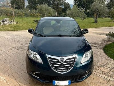 Usata Lancia Ypsilon Gold 69 CV (50 kW) 2015 Utilitaria