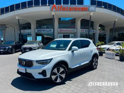 Usata Volvo XC40 Core 179 CV (131 kW) 2022 Bianco SUV