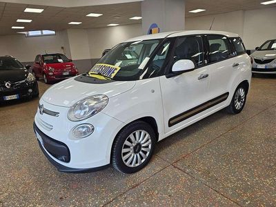 Usata Fiat 500L Living 95 CV (69 kW) 2016 Bianco Monovolume