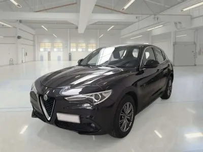 Usata Alfa Romeo Stelvio Business 160 CV (117 kW) 2020 Nero SUV