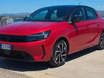 Usata Opel Corsa 101 CV (74 kW) 2025 Rosso Utilitaria