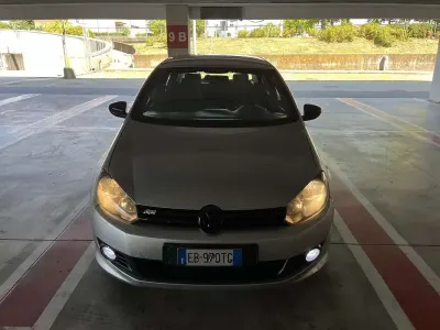 Usata VW Golf VI R-line 122 CV (89 kW) 2010 Grigio Berlina
