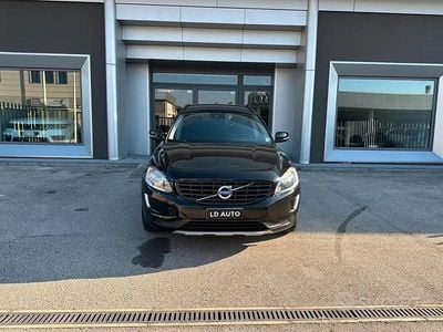 Usata Volvo XC60 Kinetic 149 CV (109 kW) 2016 Nero SUV