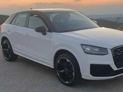 Usata Audi Q2 Business 150 CV (110 kW) 2017 Bianco SUV