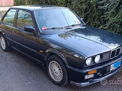 Usata BMW 320 1987 Nero