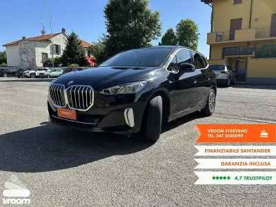 Usata BMW 218 Active Tourer Luxury Line 136 CV (100 kW) 2022 Nero Monovolume