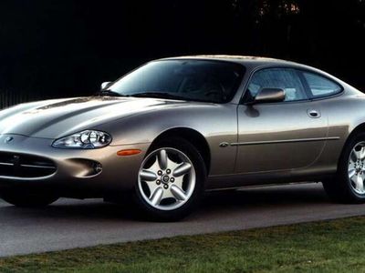 Jaguar XK8