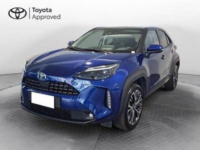 Usata Toyota Yaris Hybrid Lounge 2022 Blu Pick-up