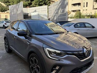 Gebraucht Renault Captur Techno 101 PS (74 kW) 2023 Grau SUV