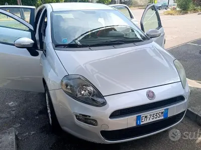 Usata Fiat Punto Evo 77 CV (56 kW) 2012 Grigio Utilitaria