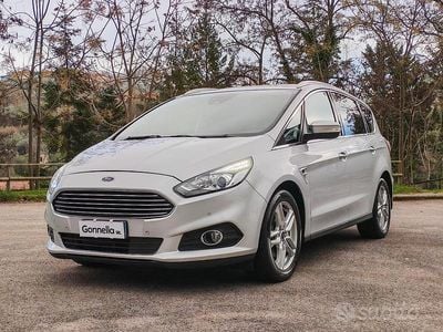 Usata Ford S-MAX Titanium 150 CV (110 kW) 2018 Grigio Monovolume