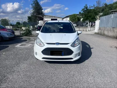 Usata Ford B-MAX Business Edition 90 CV (66 kW) 2014 Bianco Monovolume