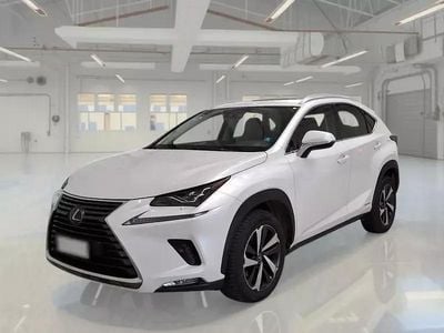 Usata Lexus NX300h Luxury Line 155 CV (114 kW) 2020 Bianco SUV